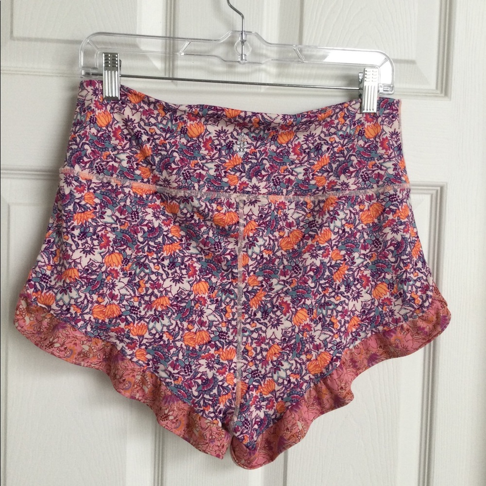 Free People FP movement flower high waisted shorts with ruffles size L